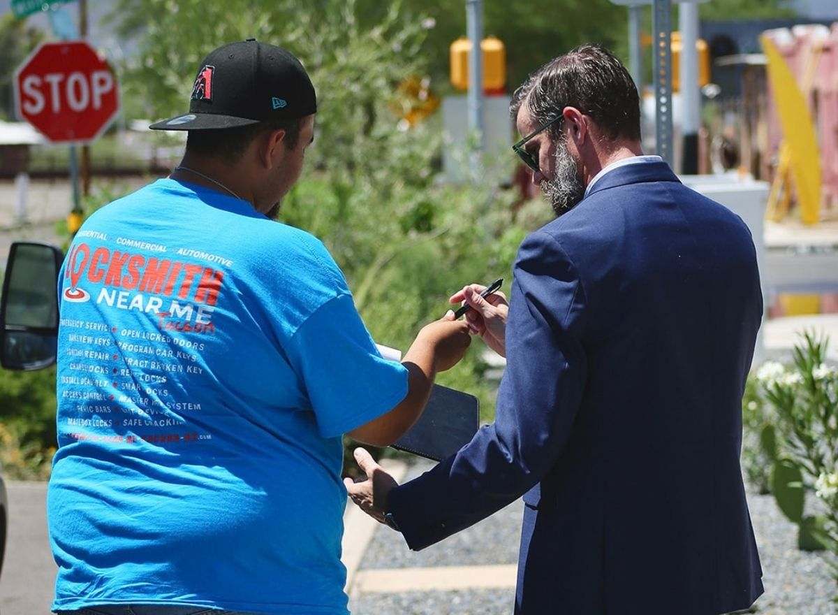 Mobile locksmith service van in Tucson, AZ