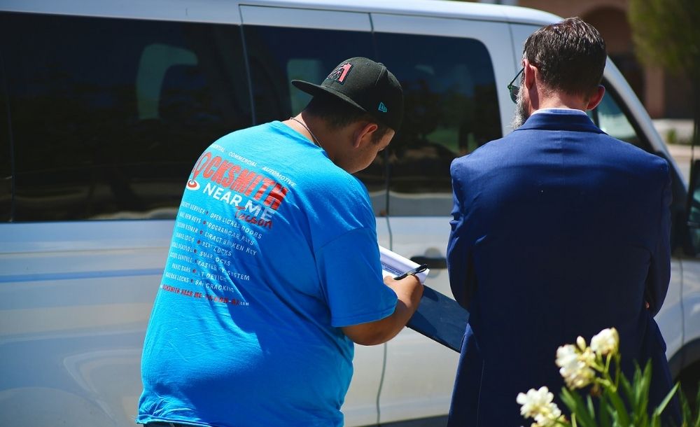 Talk to a local locksmith in Tucson, AZ
